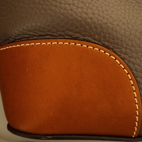 NBU Dooney And Bourke Barlow Satchel In Elephant - Picture 11 of 16